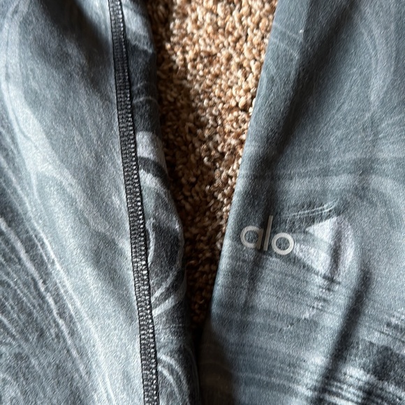 Alo leggings - Picture 6 of 7